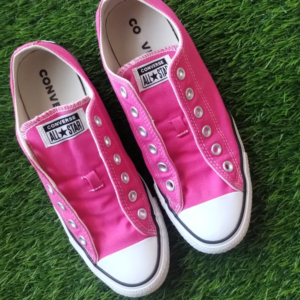 Converse All Star Chuck Taylor Low Top Pink & White Unisex M7 W9 - Picture 2 of 15